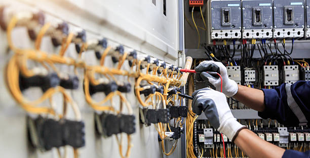 Professional Electrician technician working in Maury, NC